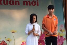Lớp 10A2 tổ chức hoạt động ngoài giờ lên lớp với chủ đề: Thanh niên với truyền thống ... 28/11/18