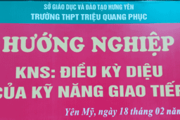 TRƯỜNG THPT TRIỆU QUANG PHỤC TỔ CHỨC HỌC KỸ NĂNG SỐNG VỚI CHỦ ĐỀ: CHÌA KHOÁ THÀNH ... 19/02/23