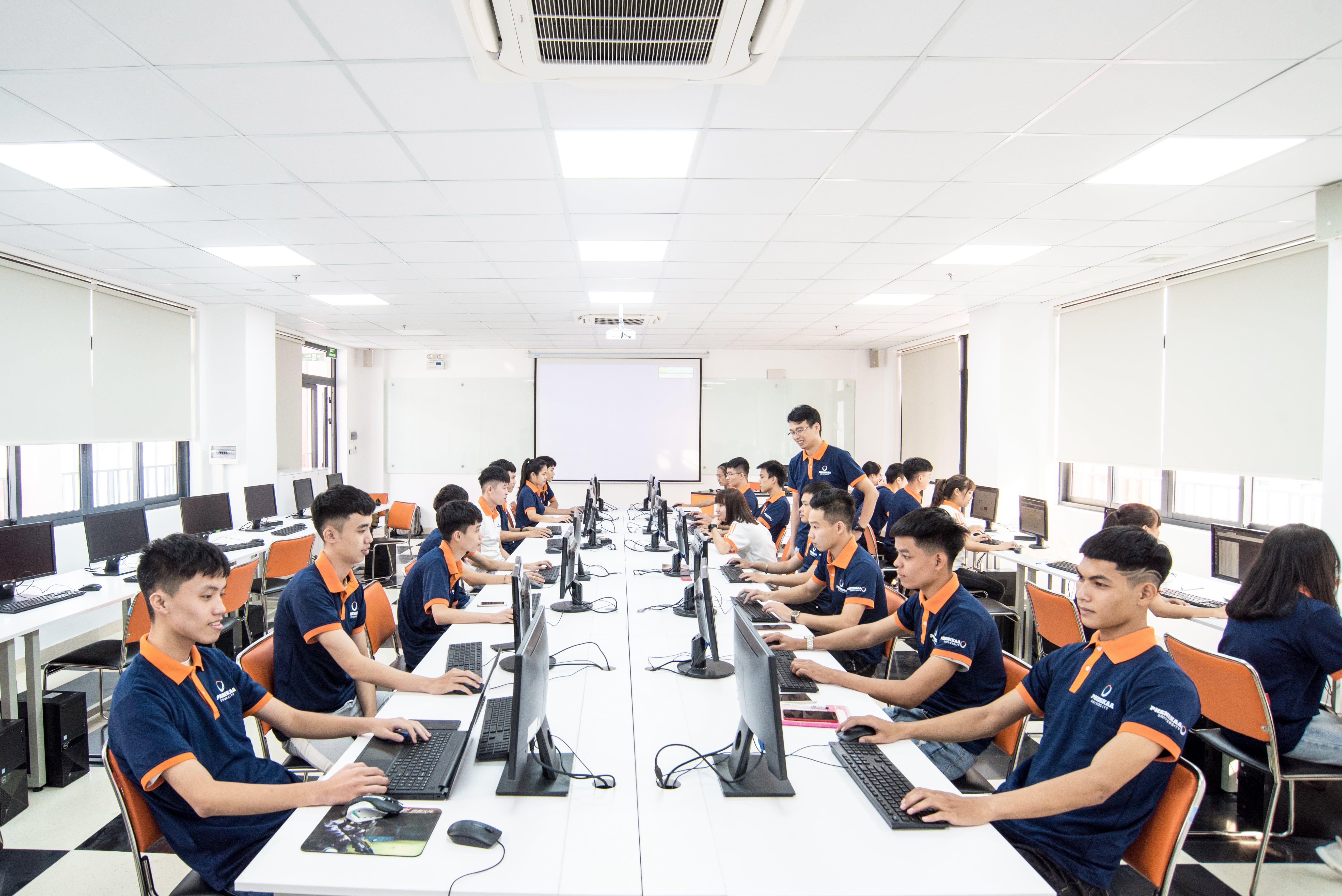 Trường Đại học Phenikaa